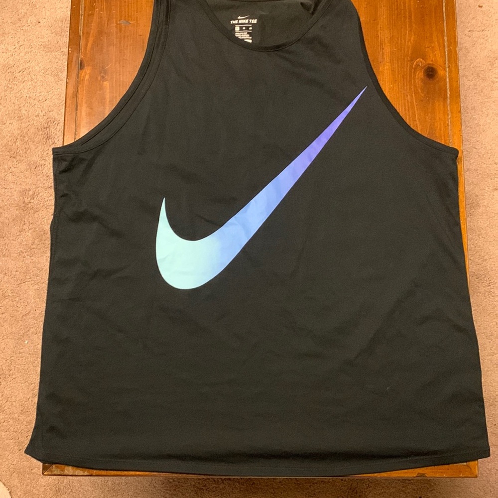 XL NIKE TANK